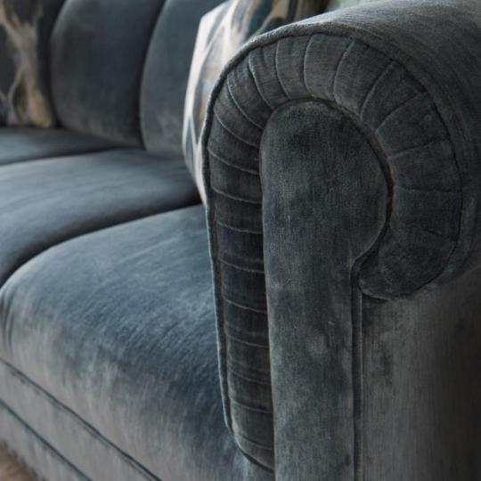 kek matt barsony chesterfield kanape szofa klasszikus elegans egyedi tervezes karpitos gyartas agyazhato fotel.jpg